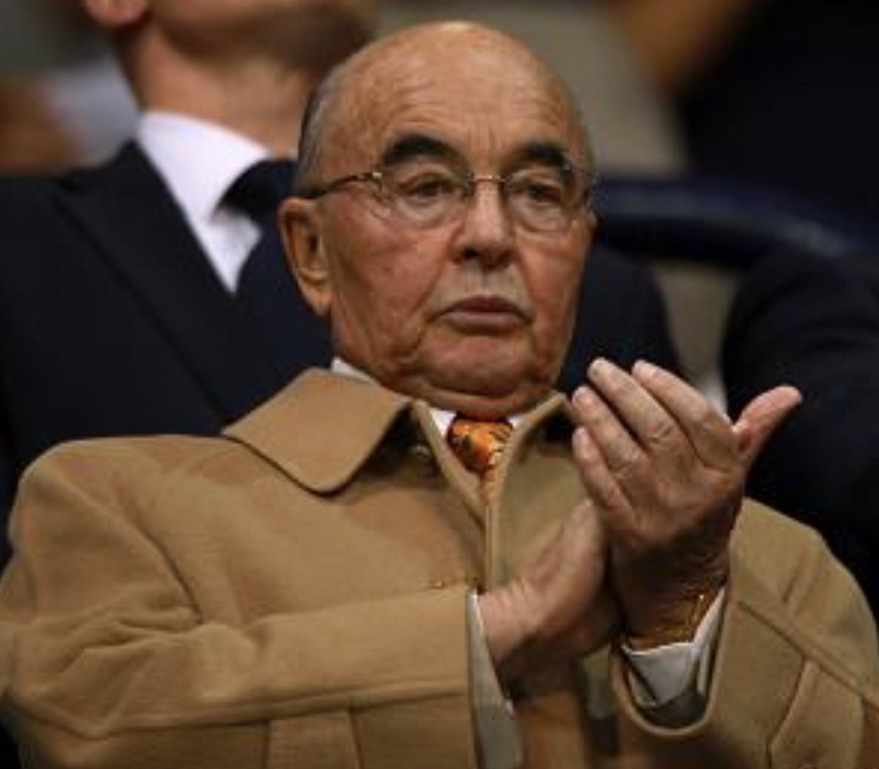 Joe Lewis, el jefe anfitrión de la justicia Argentina