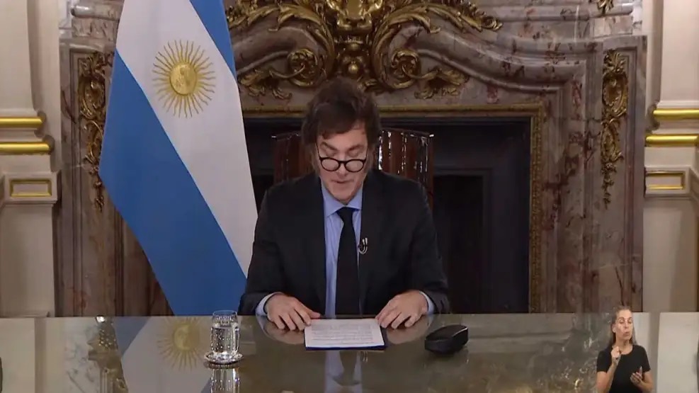 Cadena Nacional que deja más dudas que certezas