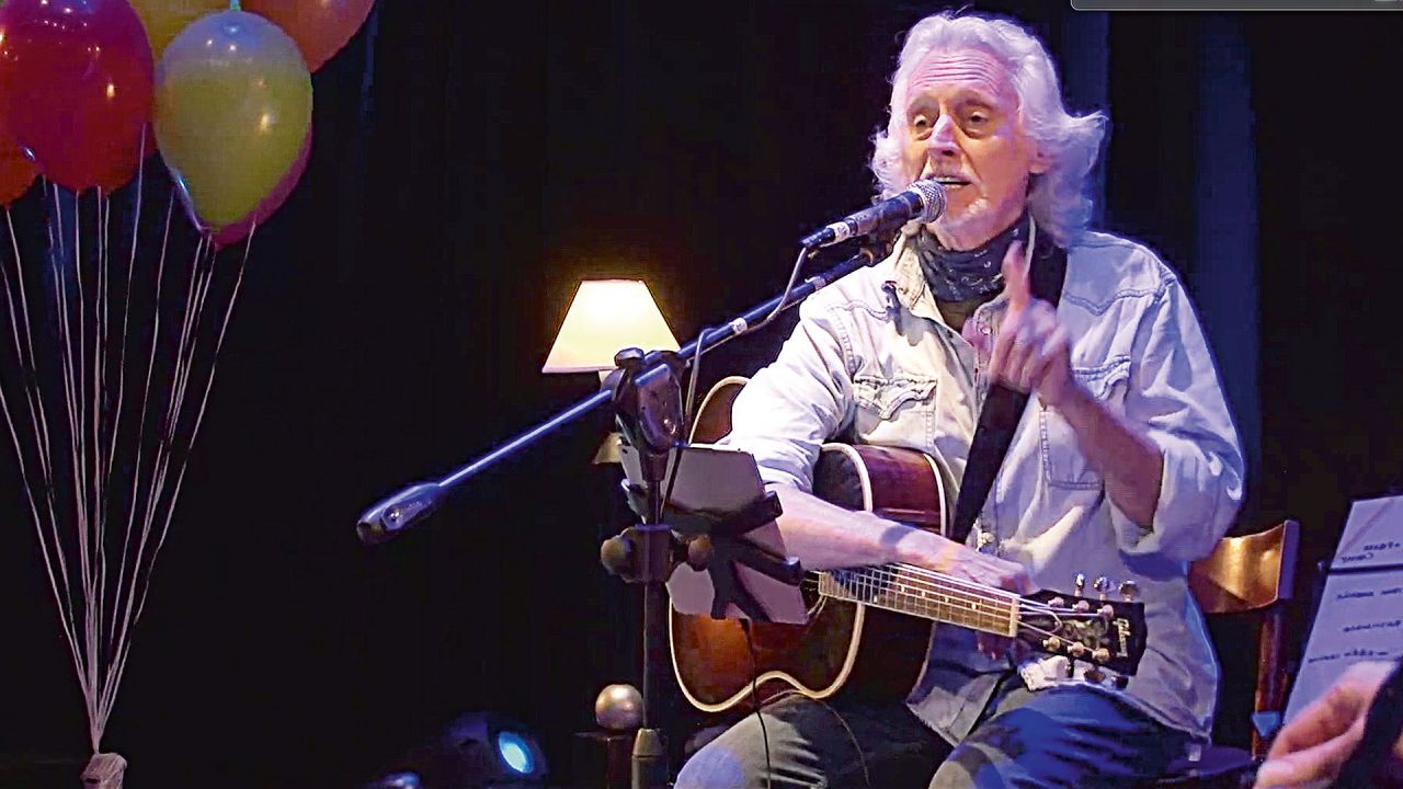 Nito Mestre cumple 59 años